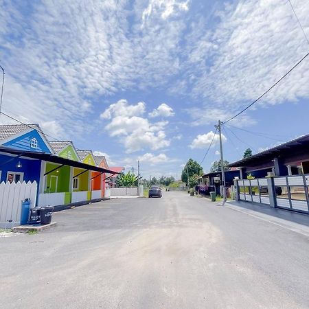Auranad Tinyhouse Bandar Tanah Merah Wifi Netflix المظهر الخارجي الصورة
