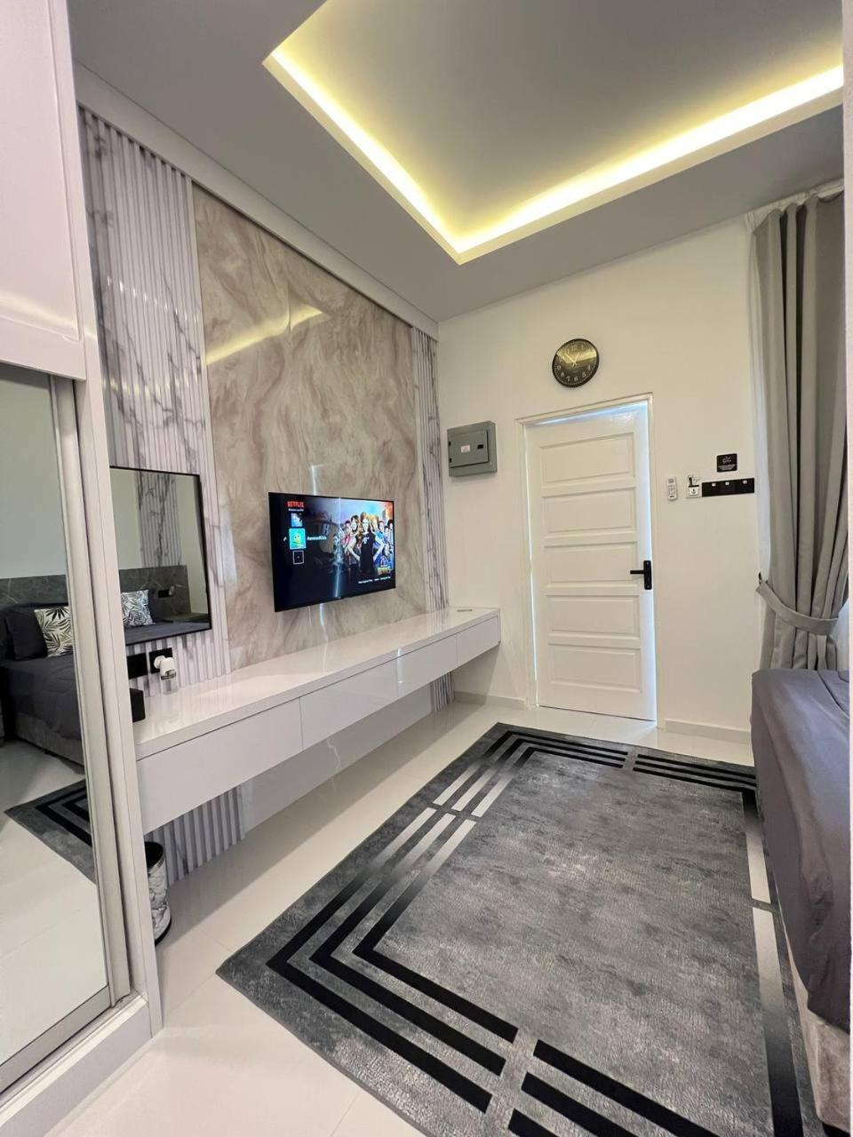 Auranad Tinyhouse Bandar Tanah Merah Wifi Netflix المظهر الخارجي الصورة