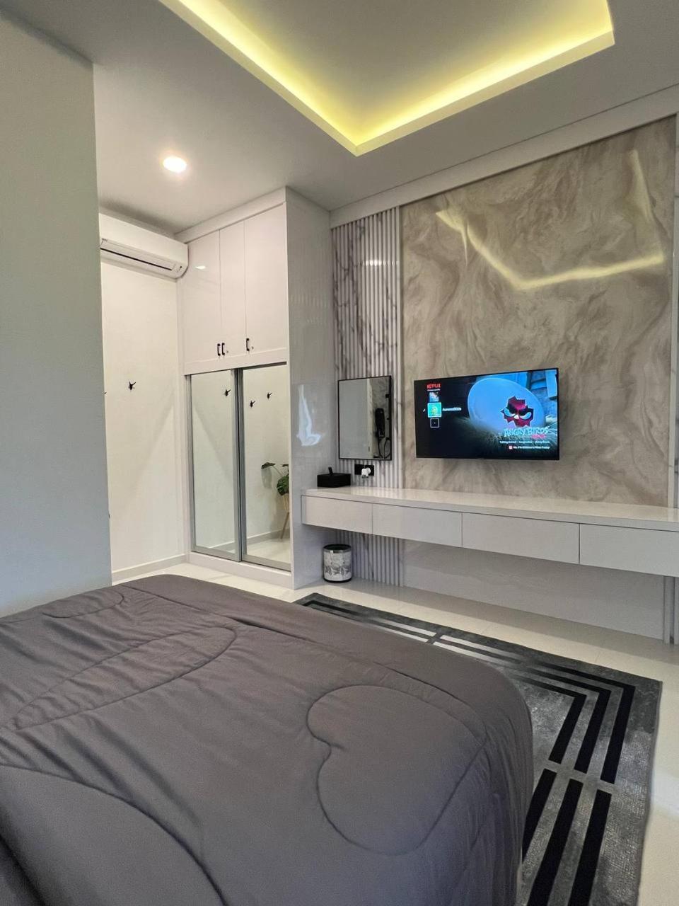 Auranad Tinyhouse Bandar Tanah Merah Wifi Netflix المظهر الخارجي الصورة