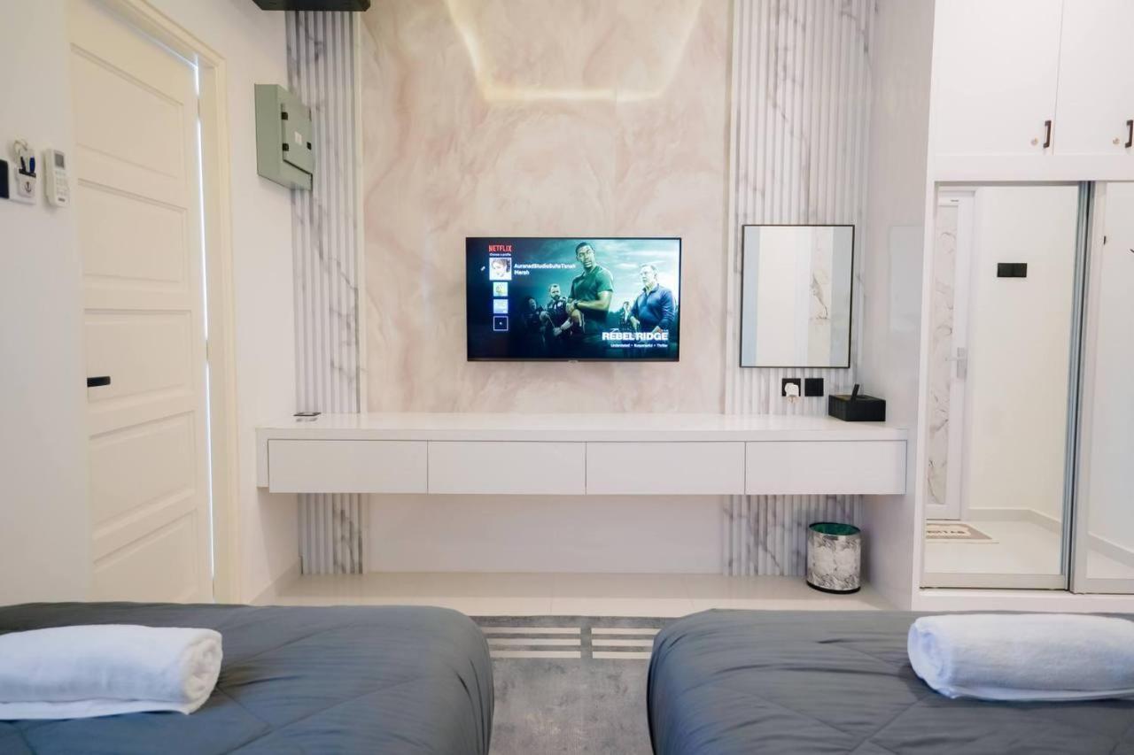Auranad Tinyhouse Bandar Tanah Merah Wifi Netflix المظهر الخارجي الصورة