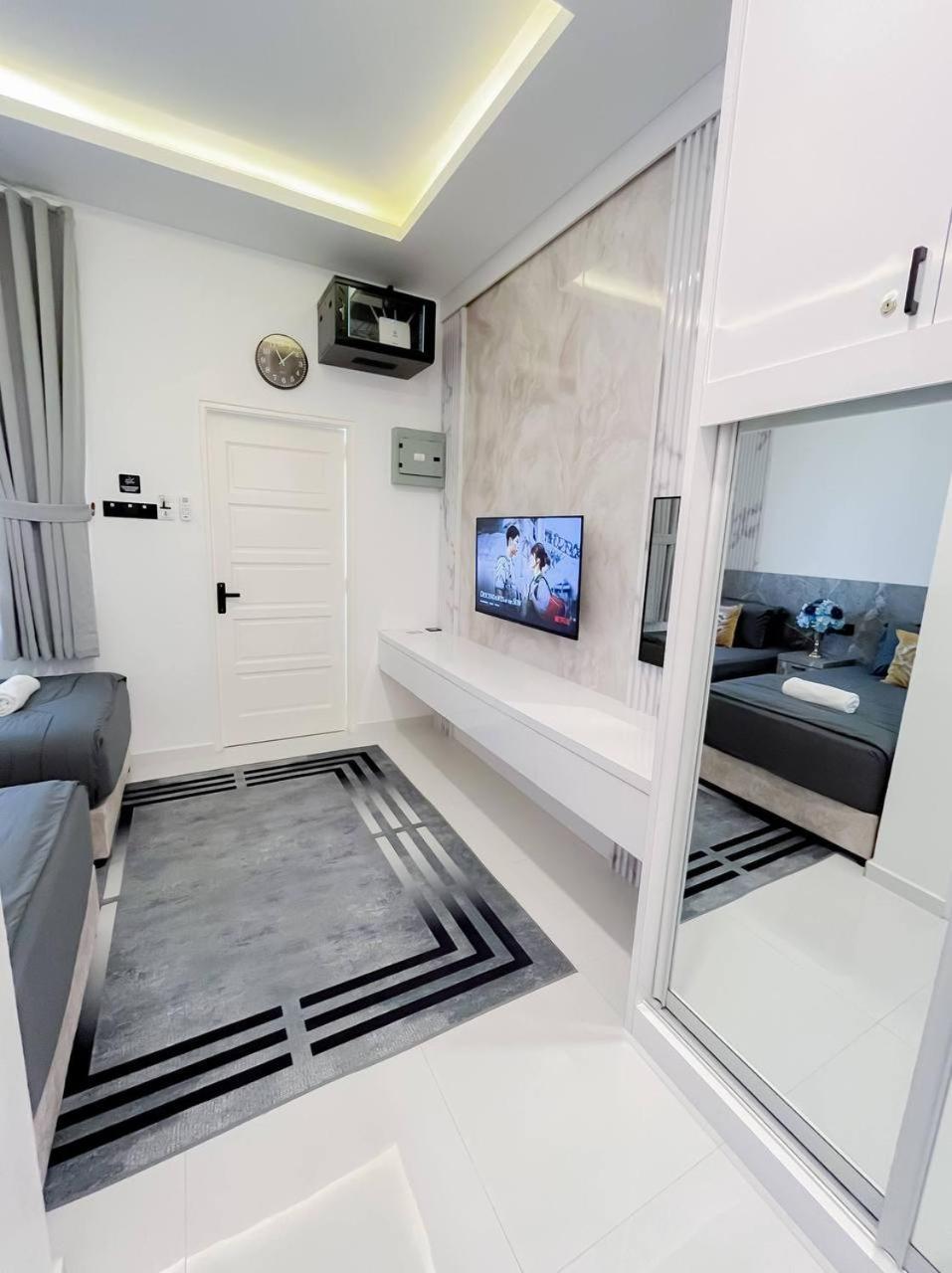 Auranad Tinyhouse Bandar Tanah Merah Wifi Netflix المظهر الخارجي الصورة